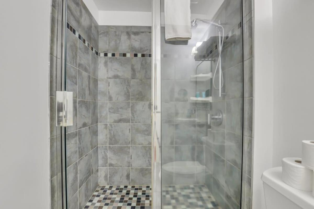 Knockout Loft- Near Plant Riverside Savannah